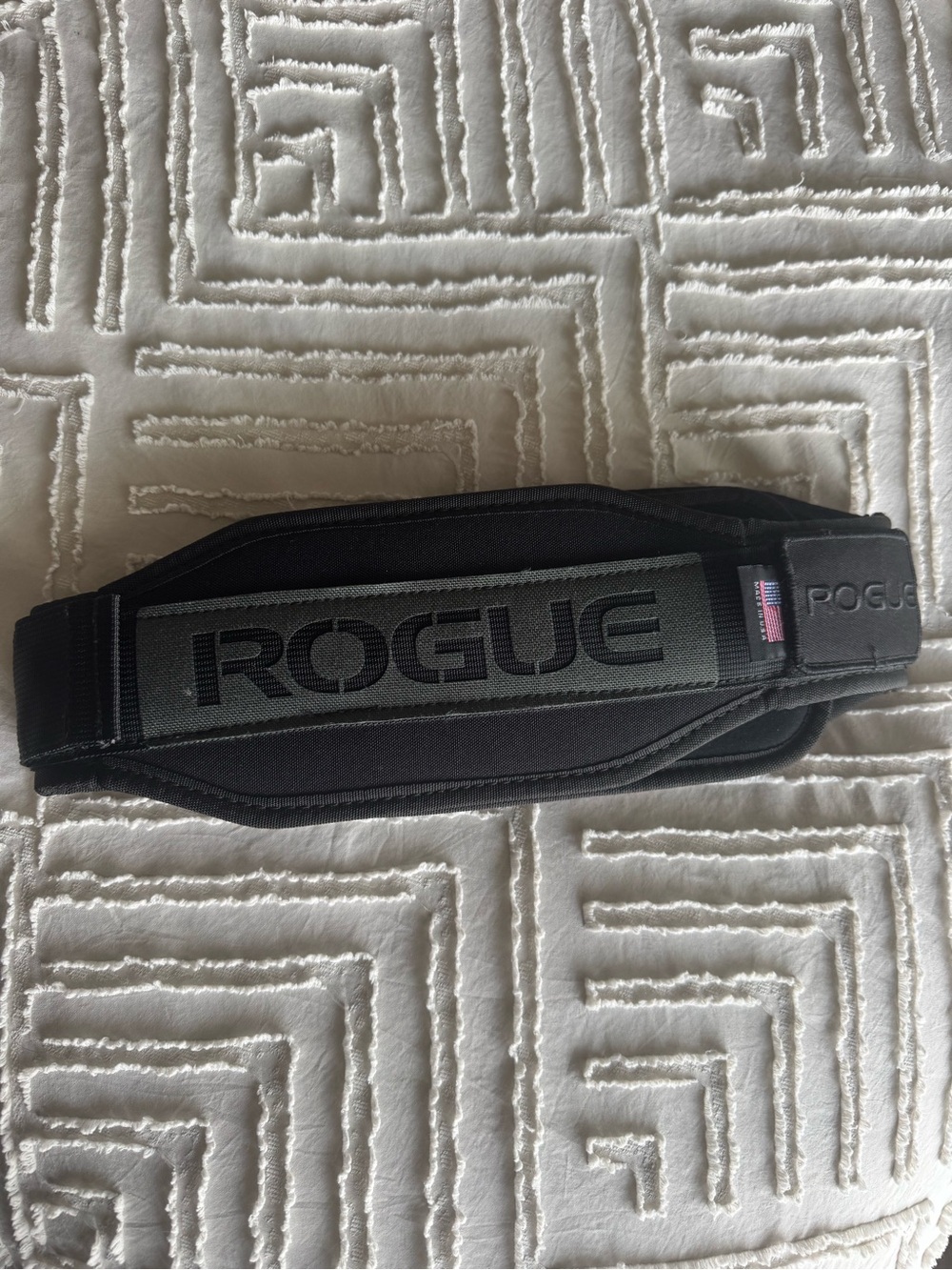 Rogue XS weight belt. Like new.